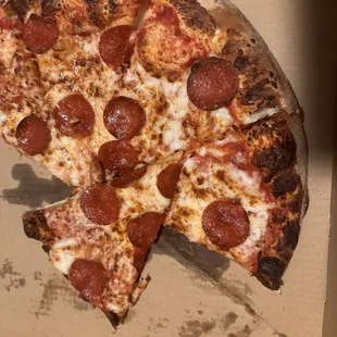 Large Pepperoni Pizza