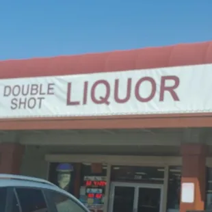 the front of a liquor shop