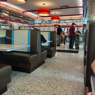 sushi and sashimi, interior