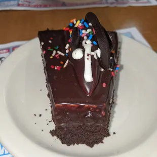 Chocolate mousse cake