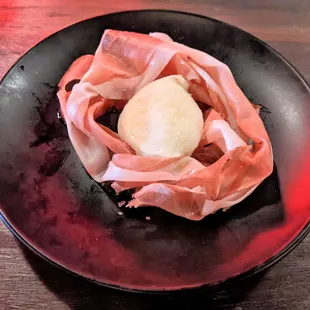 Burrata Con Speck