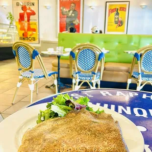 interior, crepes