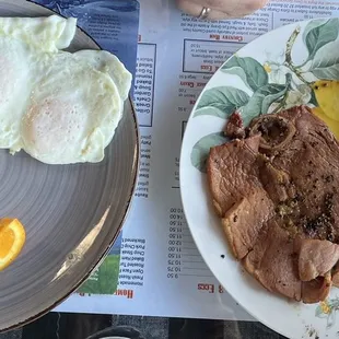 Golden hashbrowns on the left, country ham and red-eye gravy on the right.