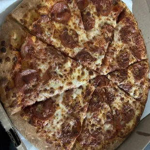 Large pepperoni pizza MEH