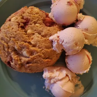 Strawberry White Chocolate