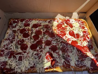 Wally's Pizza & Subs