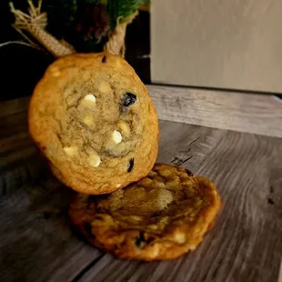 White Chocolate Cranberry Cookies