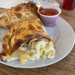 Bro Bomb Calzone