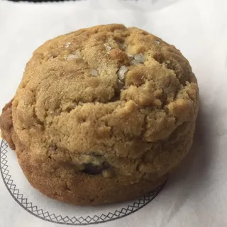 Salted Chocolate Chip Cookie