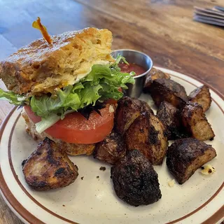 Biscuit BLT