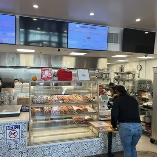 bagels, interior