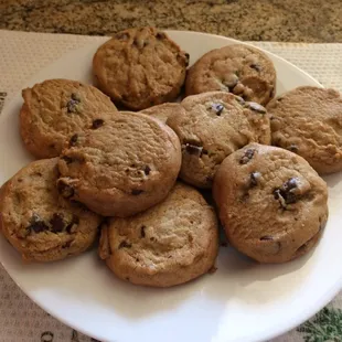 Love doughtogostores.com chocolate chip cookies!  Heavenly!!