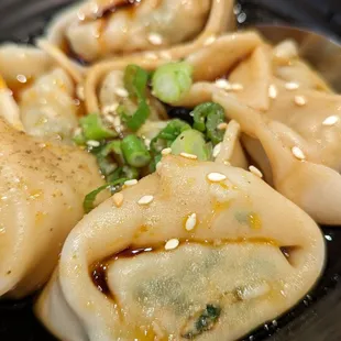 Chicken &amp; Vegetable wontons in Chili sauce