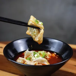 Chicken Veggie Wonton w/ Chili Sauce