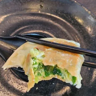 Pan fried chive (3 pcs)