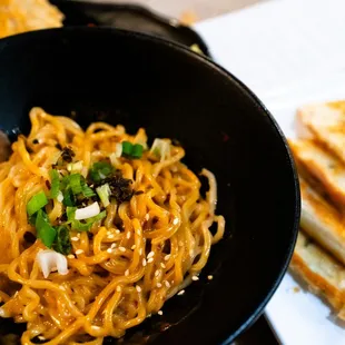 tan-tan noodles
