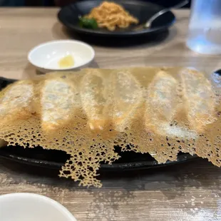 Panfried dumplings with shrimp and pork
