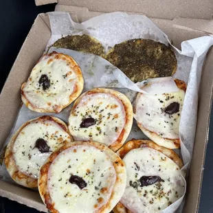 Mediterranean pizza and mini pies are flavorful and healthy! Dough-licious indeed!