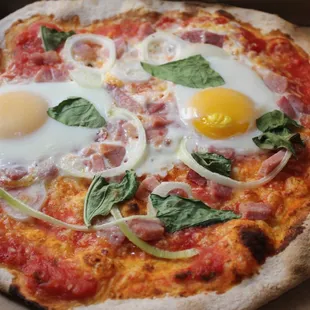 even Breakfast pizza