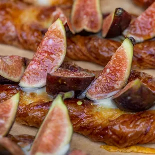 a variety of figs