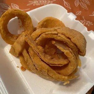 Onion rings, so good when they&apos;re made fresh.
