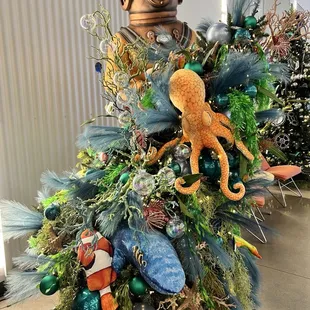 20,000 Leagues Under the Sea themed tree