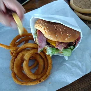 Pastrami burger with onion rings