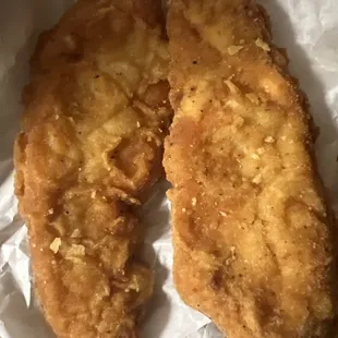 Got a pic of a couple of the chicken strips. It was just soo good hot! Pics were an afterthought