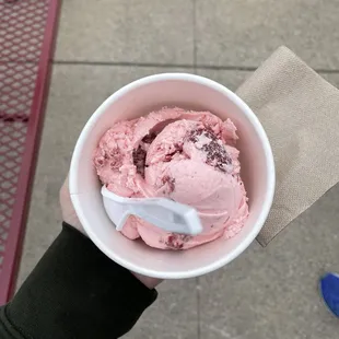 Strawberry ice cream