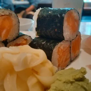 Salmon Roll