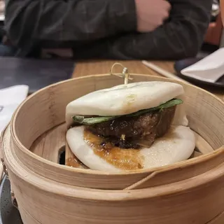 Steam Kurobuta Pork Bun