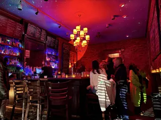 Bar Tonique