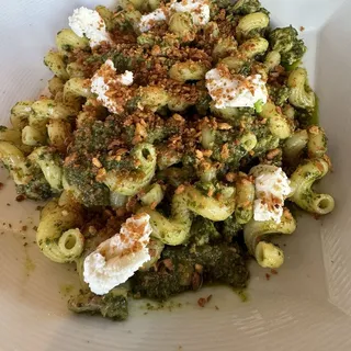 TG Chicken Pesto Mac