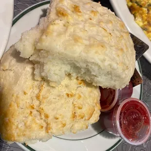 Biscuit &amp; Jam