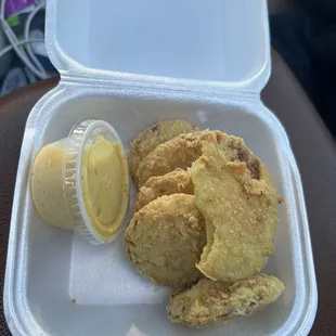 Fried green tomatoes