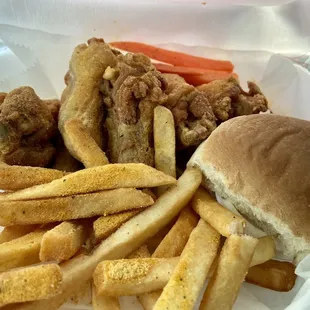 Seasoned Wings Lunch Combo