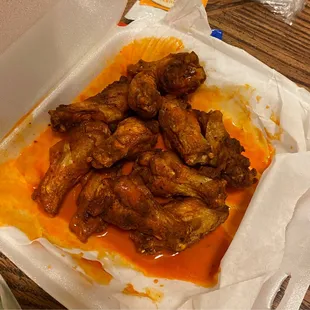 Buffalo Wings - very good