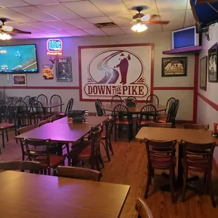 Dining room, nicely separated from bar
