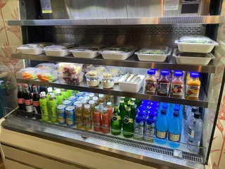 La Bodega Grab and Go