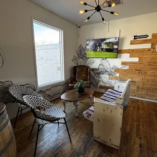 Downshift Brewing: Outpost 1706