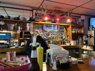 Deep Cut Tavern