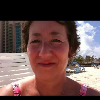 Lisa R.