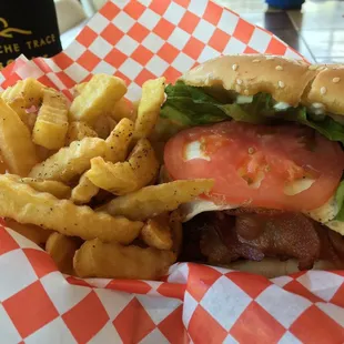 La Mananera Burger