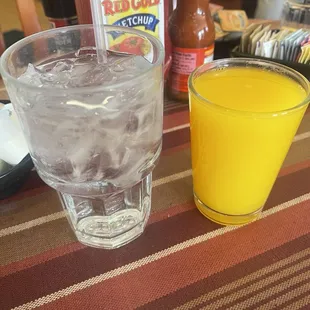 Water and a small fresh squeezed oj