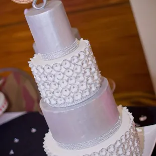 a three tiered wedding cake
