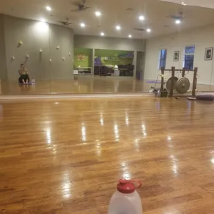 Packed house.. Evening Cardi-Yo!