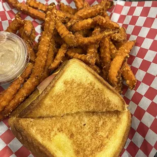 Grilled Cheese &amp; sweet potato fries