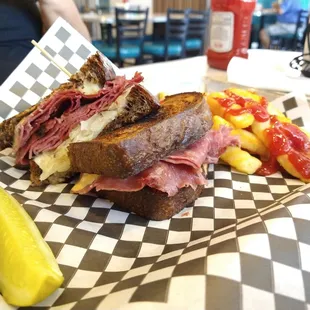 Reuben sandwich