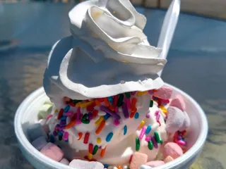 Gracie's Ice Cream And More