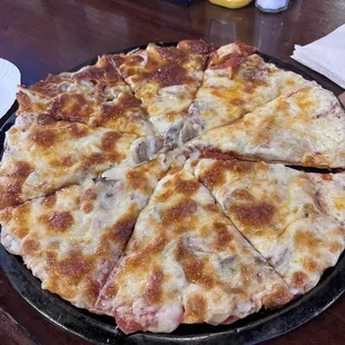 Really delicious pizza, especially for the price! Very similar to J&amp;G's in Sylvania.